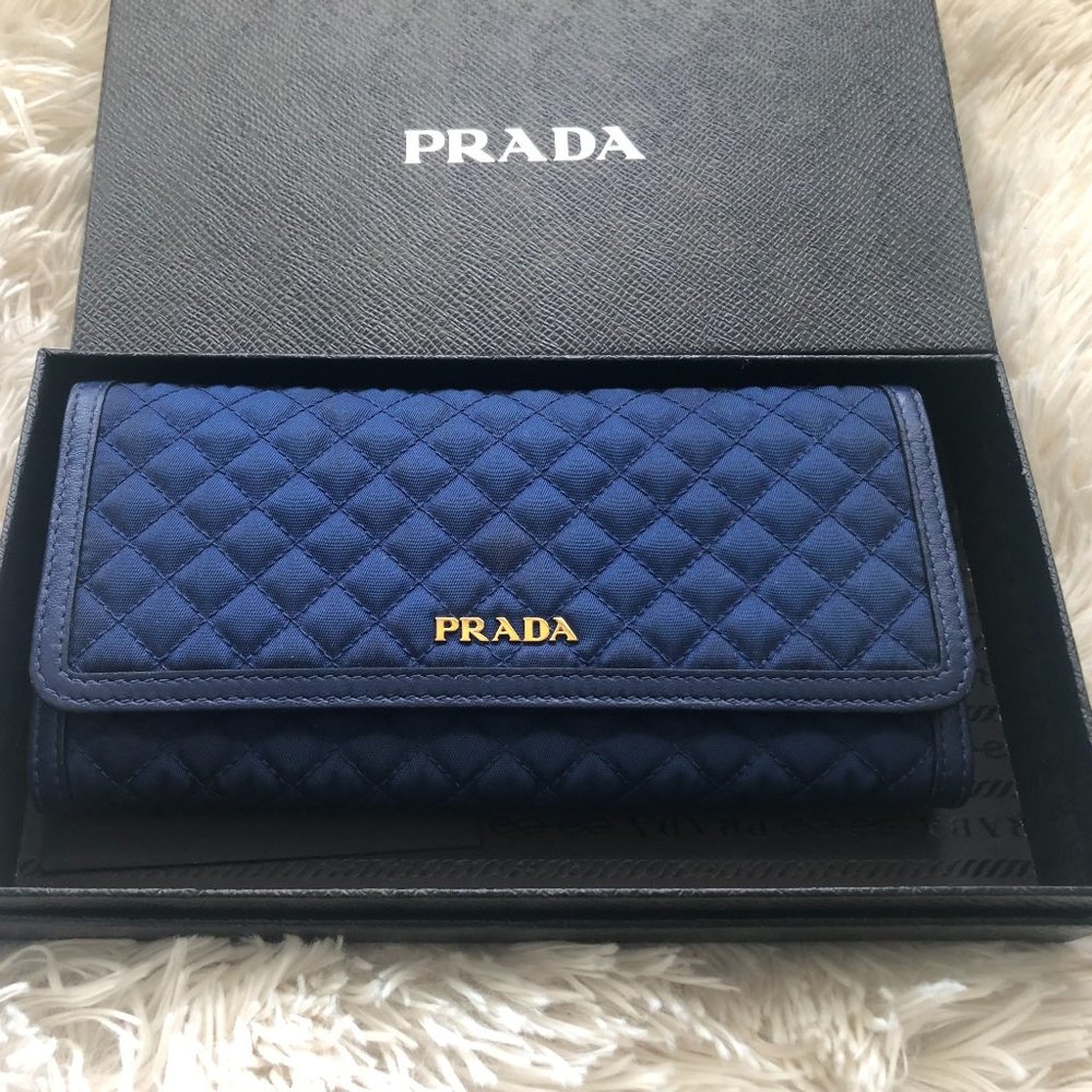 Prada wallet, blue, card holder, original box